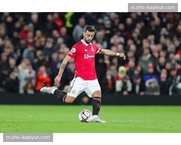 曼联B费中场调度掌控比赛方向 控场核心发挥决定球队上限 曼联B费中场调度掌控比赛方向 控场核心发挥决定球队上限